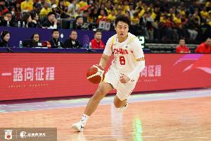 kaiyun 官网-外线占优！中国男篮半场三分12中5 委内瑞拉则是6中2